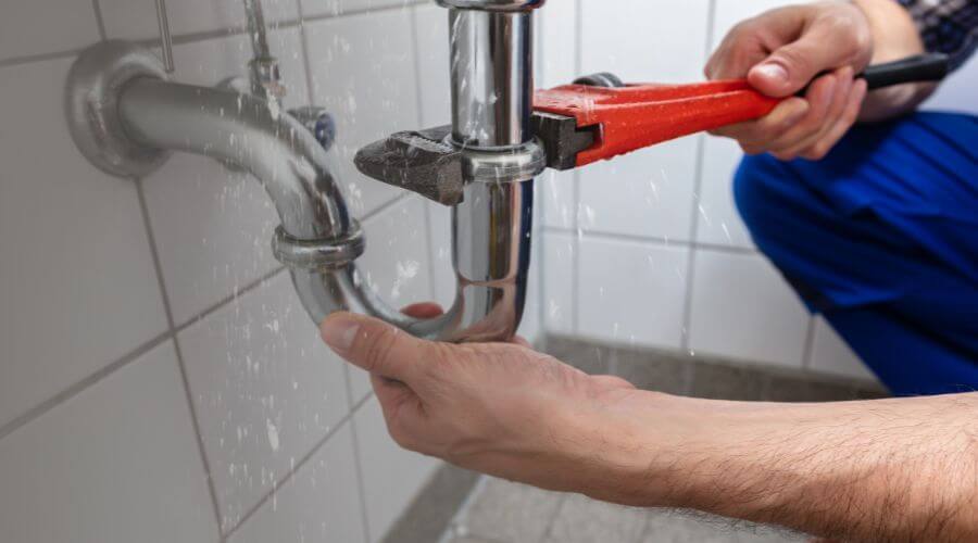 Professional bathroom faucet installation in Johnston, IA